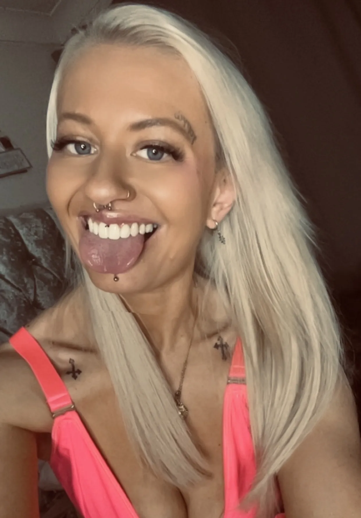 Live sex webcam photo for BabeBeth40 #8073994