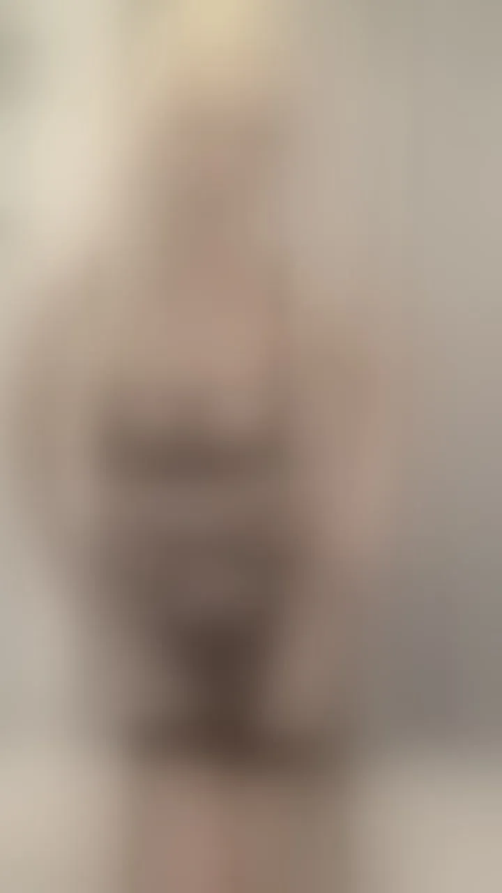 Live sex webcam photo for NadyaRubia #8111246