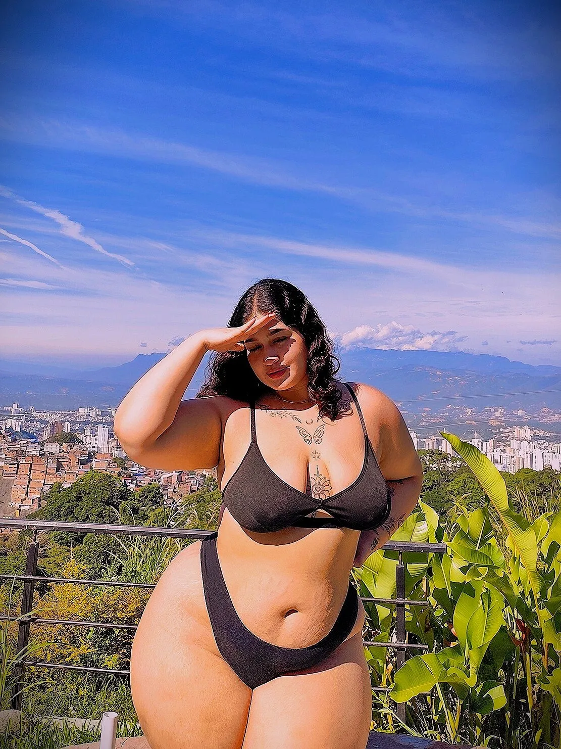 Live sex webcam photo for MelaniRoberts #8072618