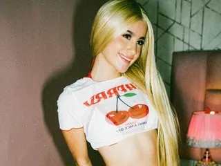 Live sex webcam photo for ChloeLaurentt #8519599