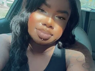 Live sex webcam photo for Heavenleighreign #8625493