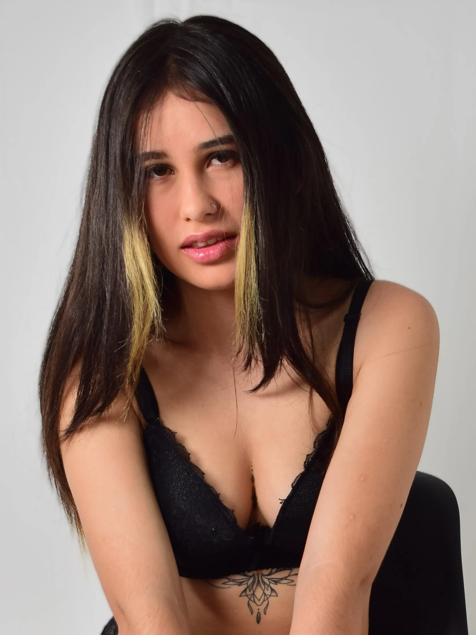 Live sex webcam photo for KatieVance #8124864