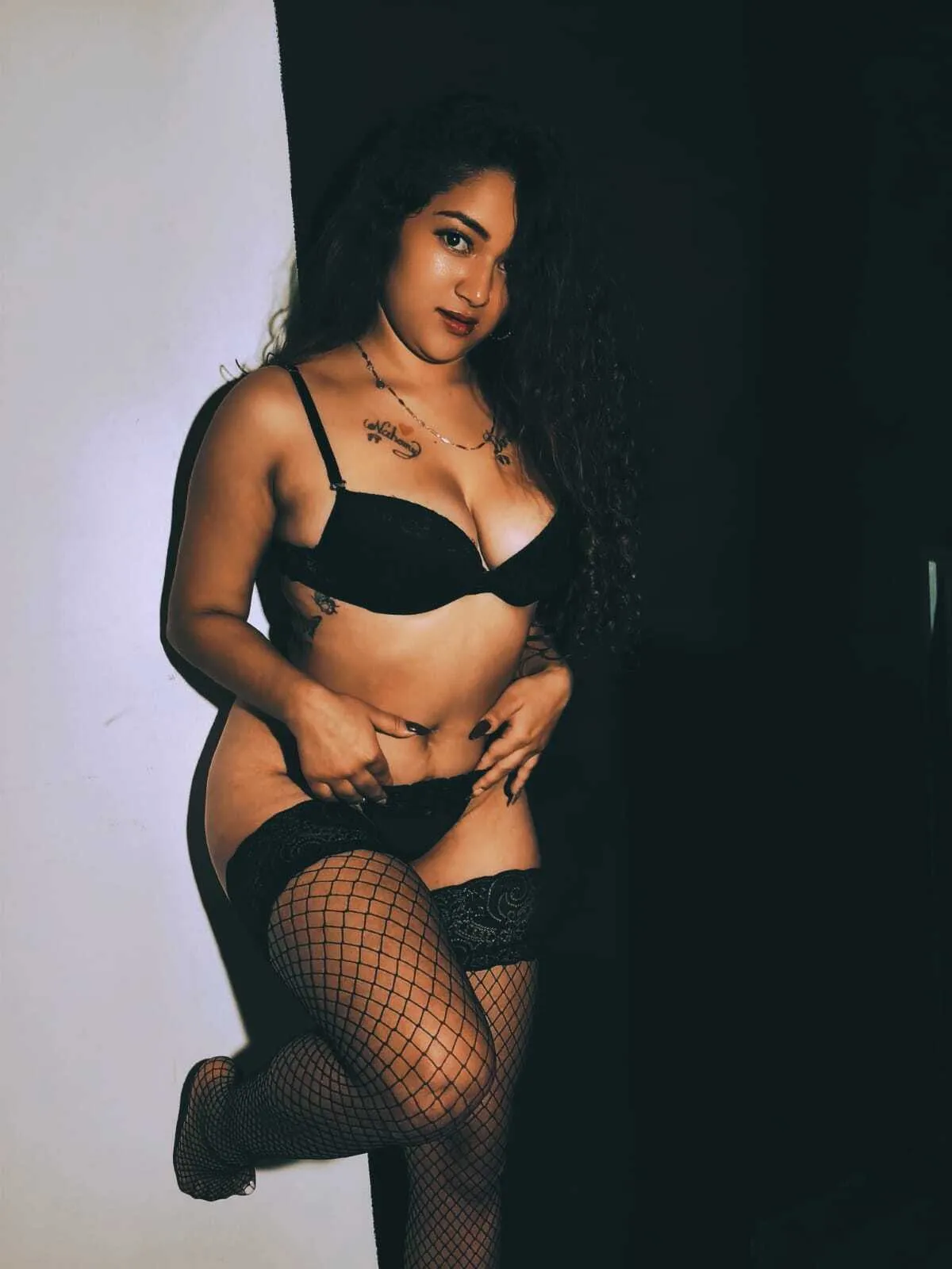 Live sex webcam photo for NicolleLowen #8101529