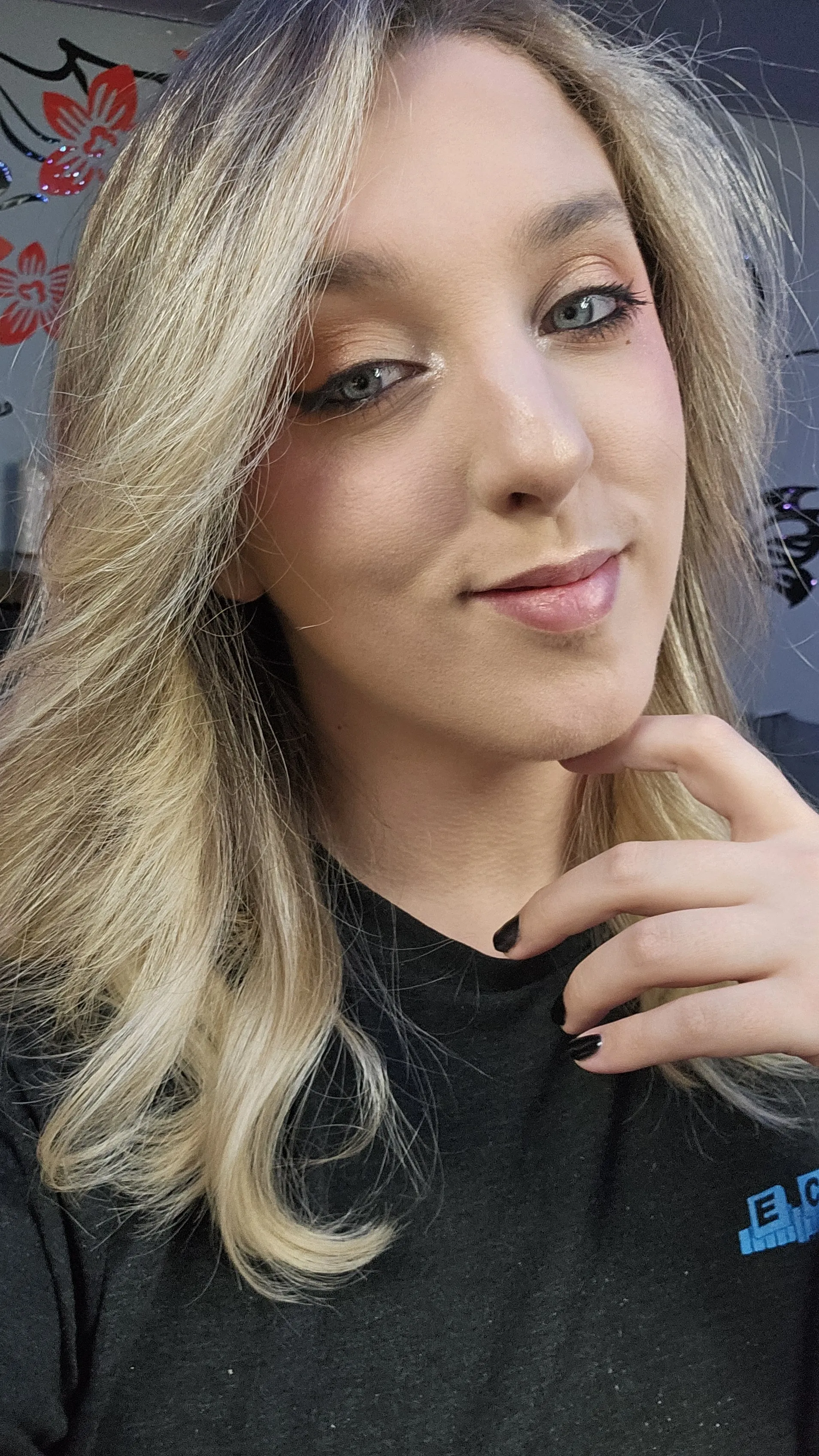 Live sex webcam photo for CrimxonJade #8090791