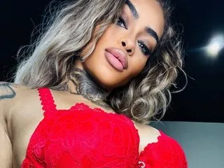 Live sex webcam photo for DesareeUK #8106589