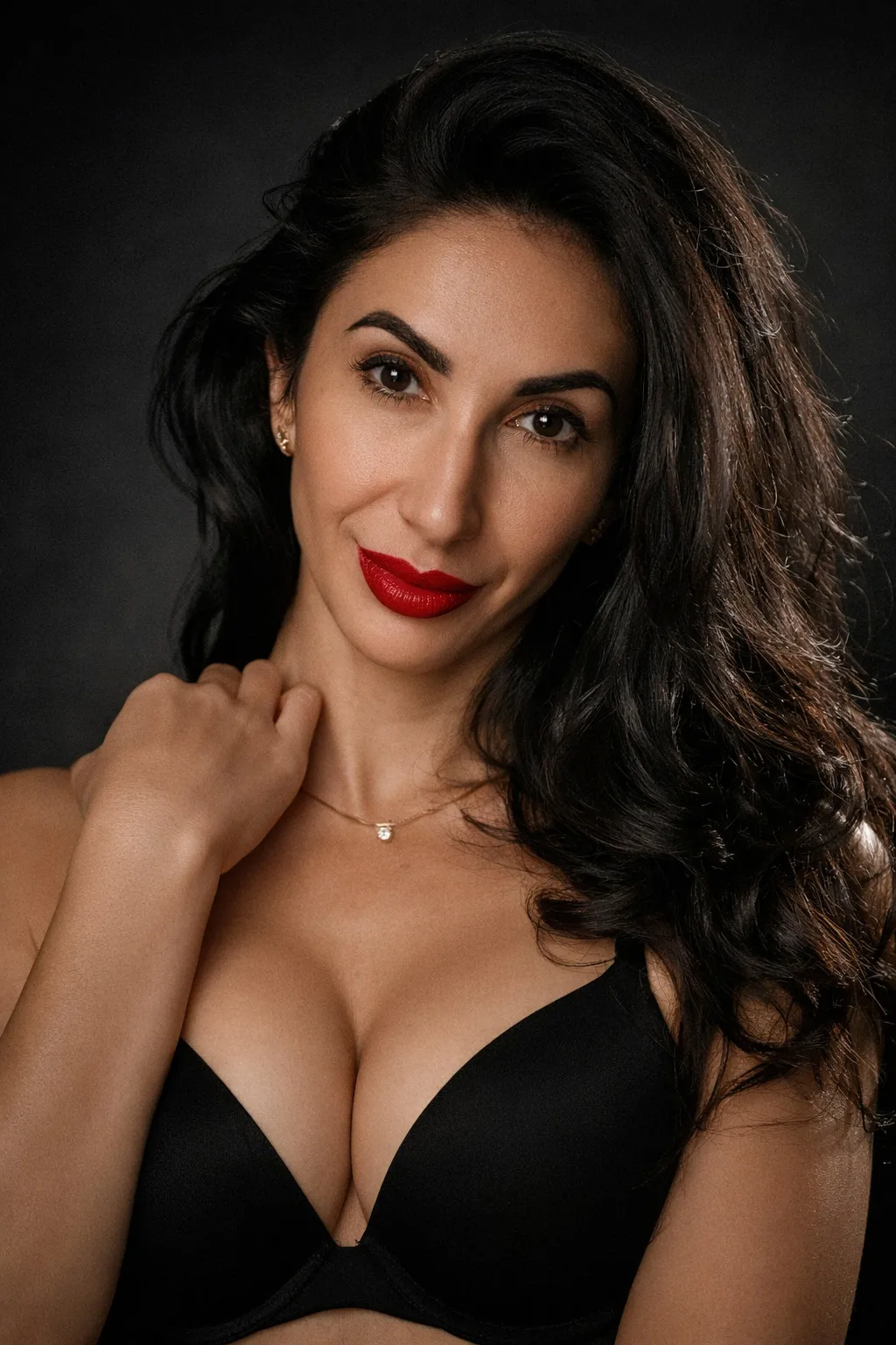 Live sex webcam photo for MiraWonderful #8241467
