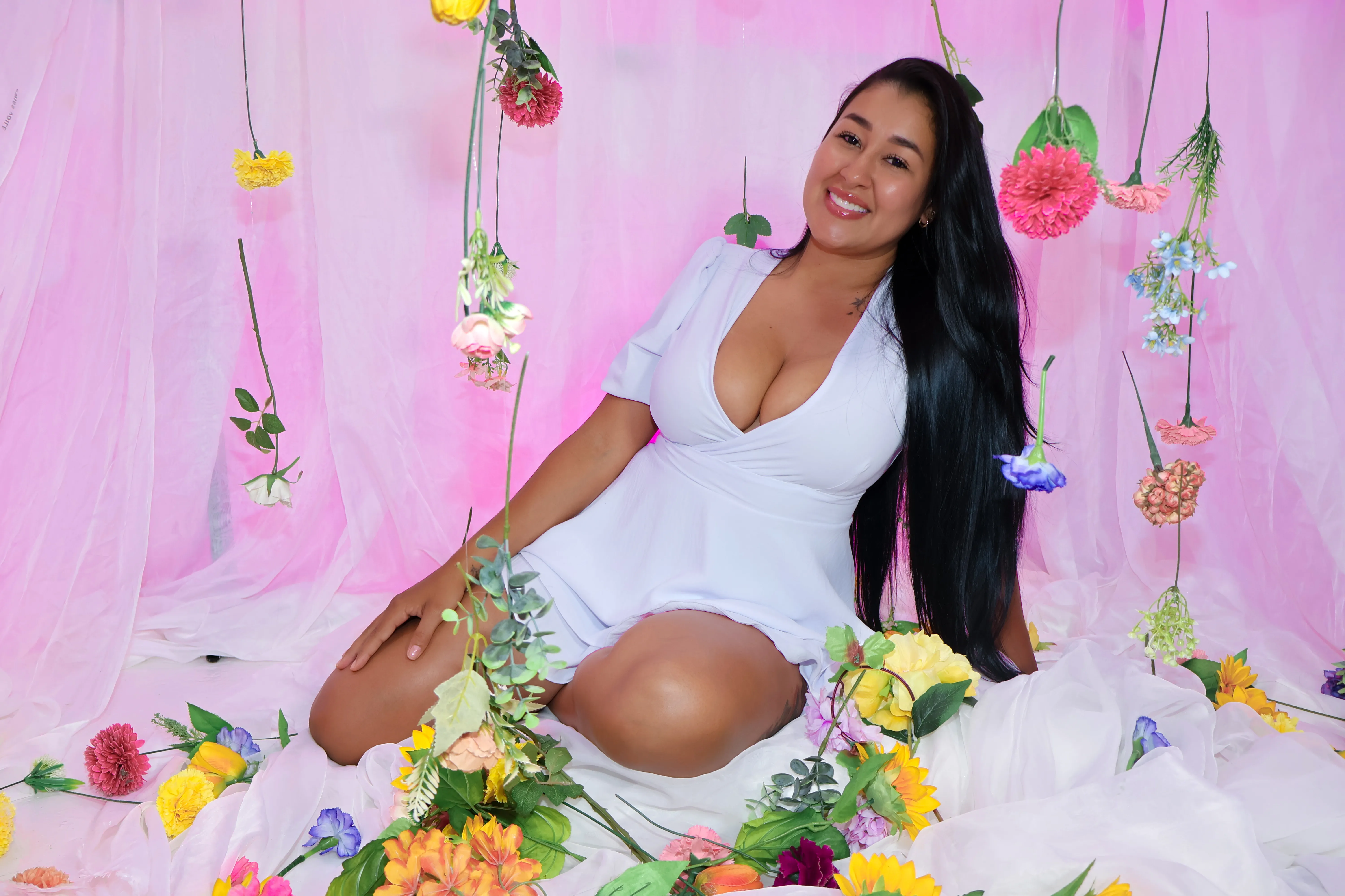 Live sex webcam photo for Busty_May #8537069