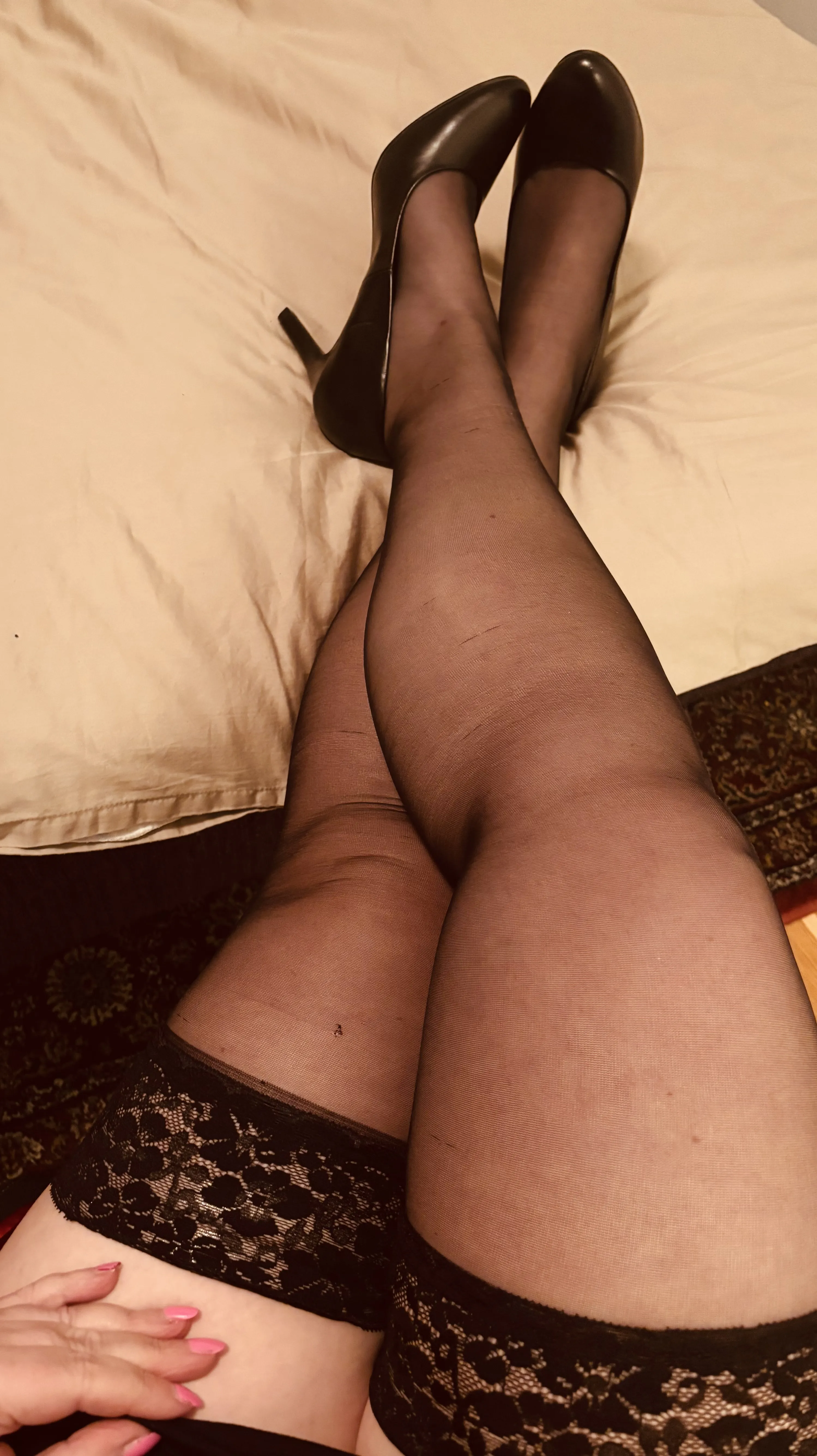 Live sex webcam photo for BlondeBridgetx #8350749