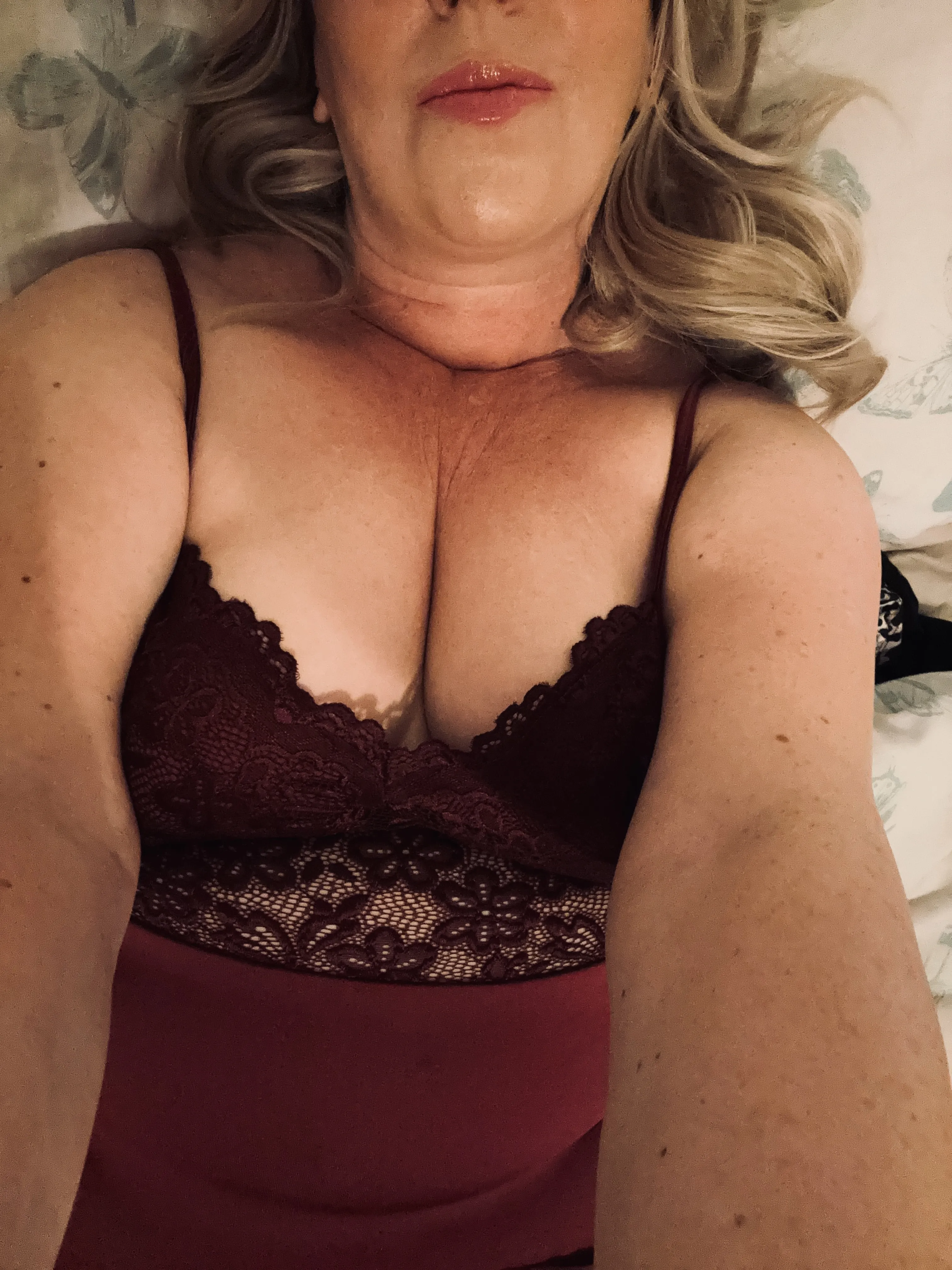 Live sex webcam photo for BlondeBridgetx #8514917