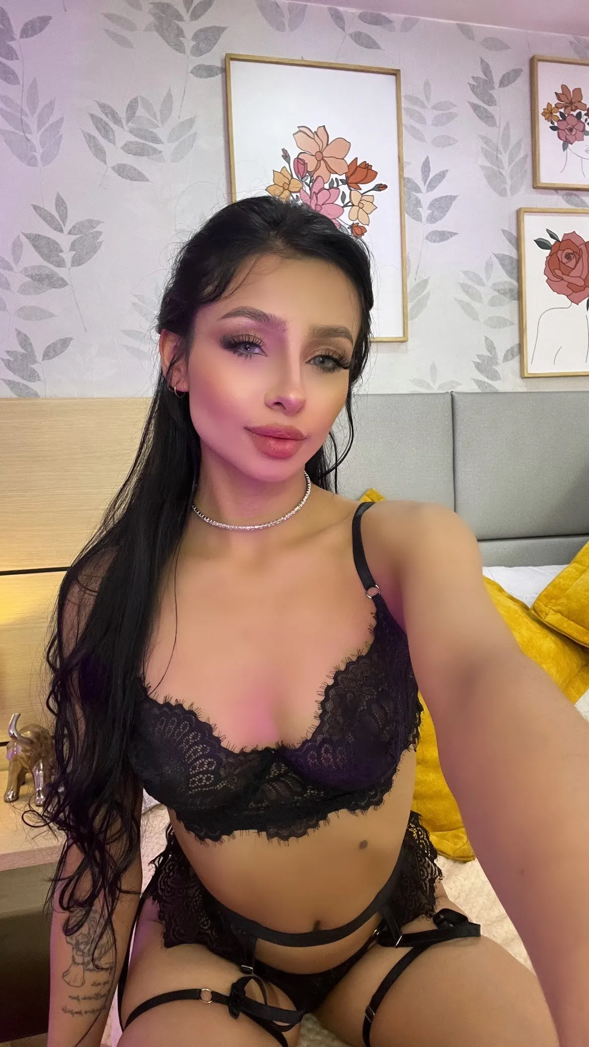 Live sex webcam photo for ThaliaColliins #8276314