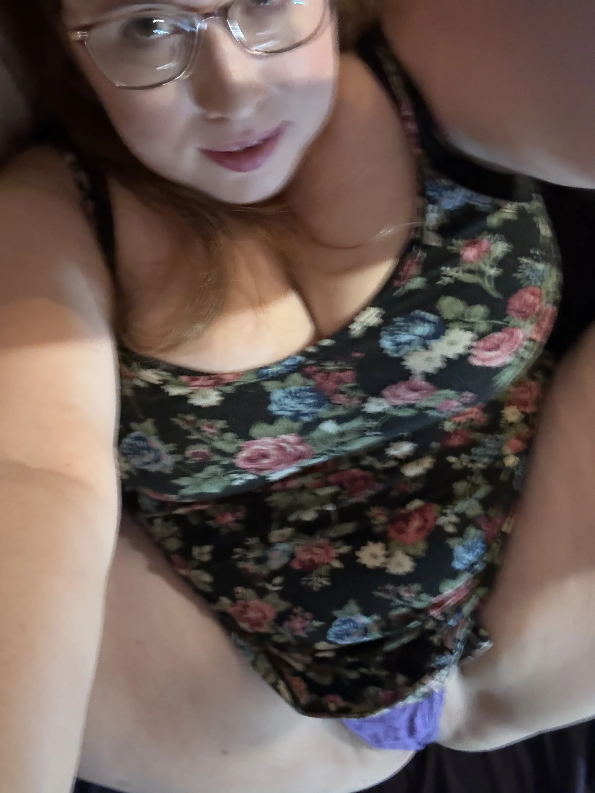 Live sex webcam photo for Honeybee203 #8200467