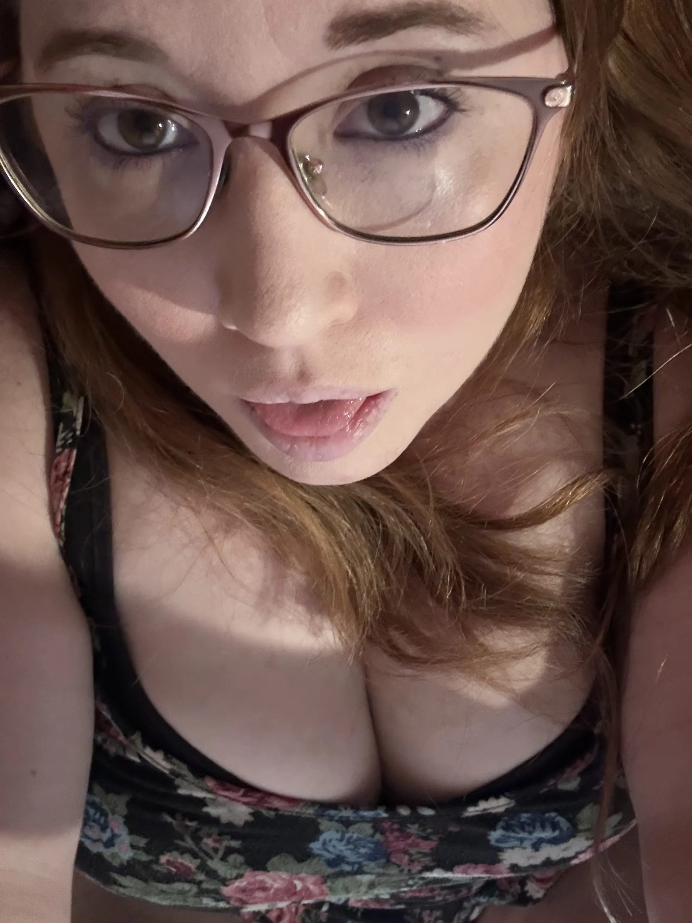 Live sex webcam photo for Honeybee203 #8200460