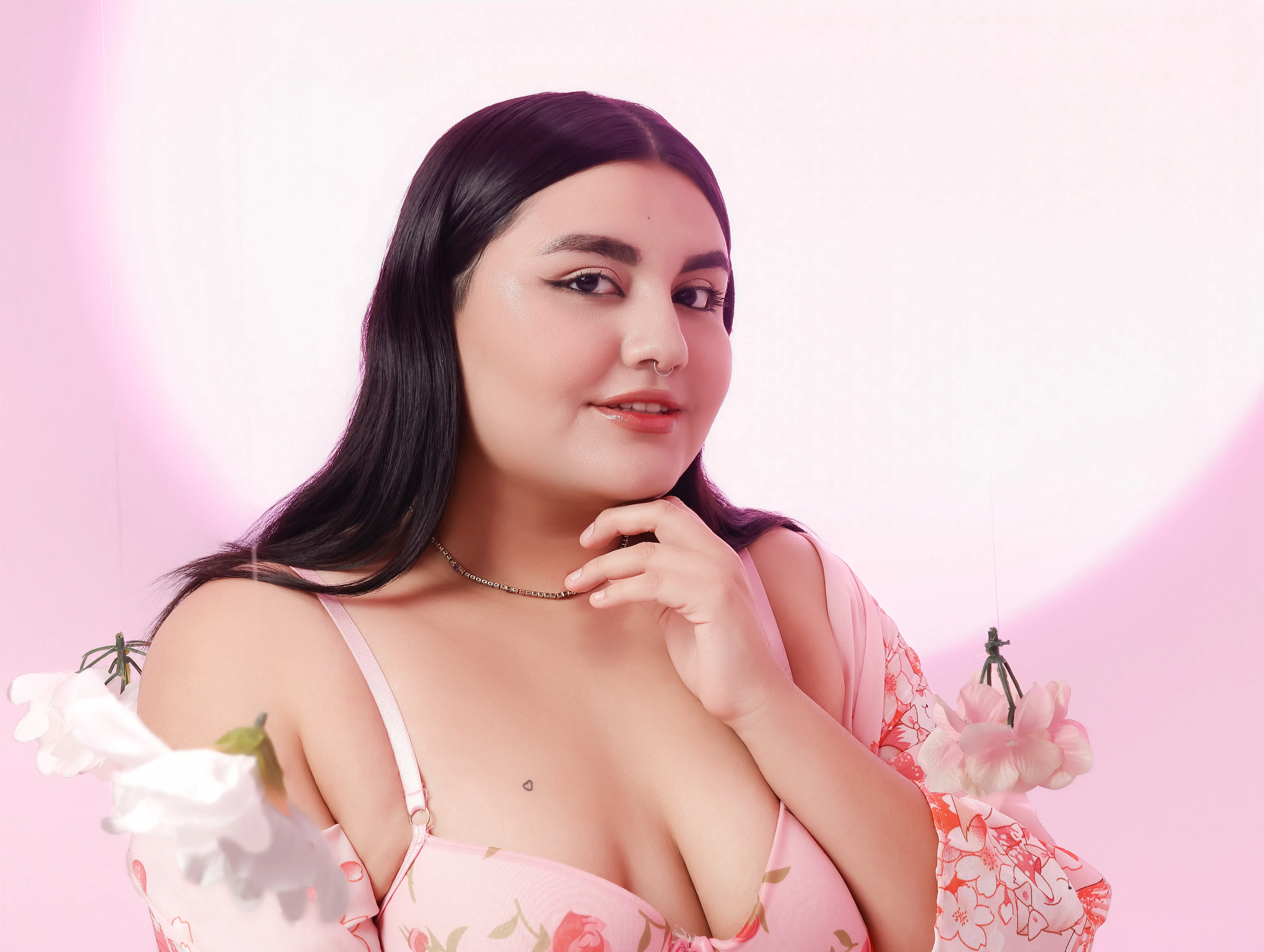 Live sex webcam photo for MarlaBriar #8211331