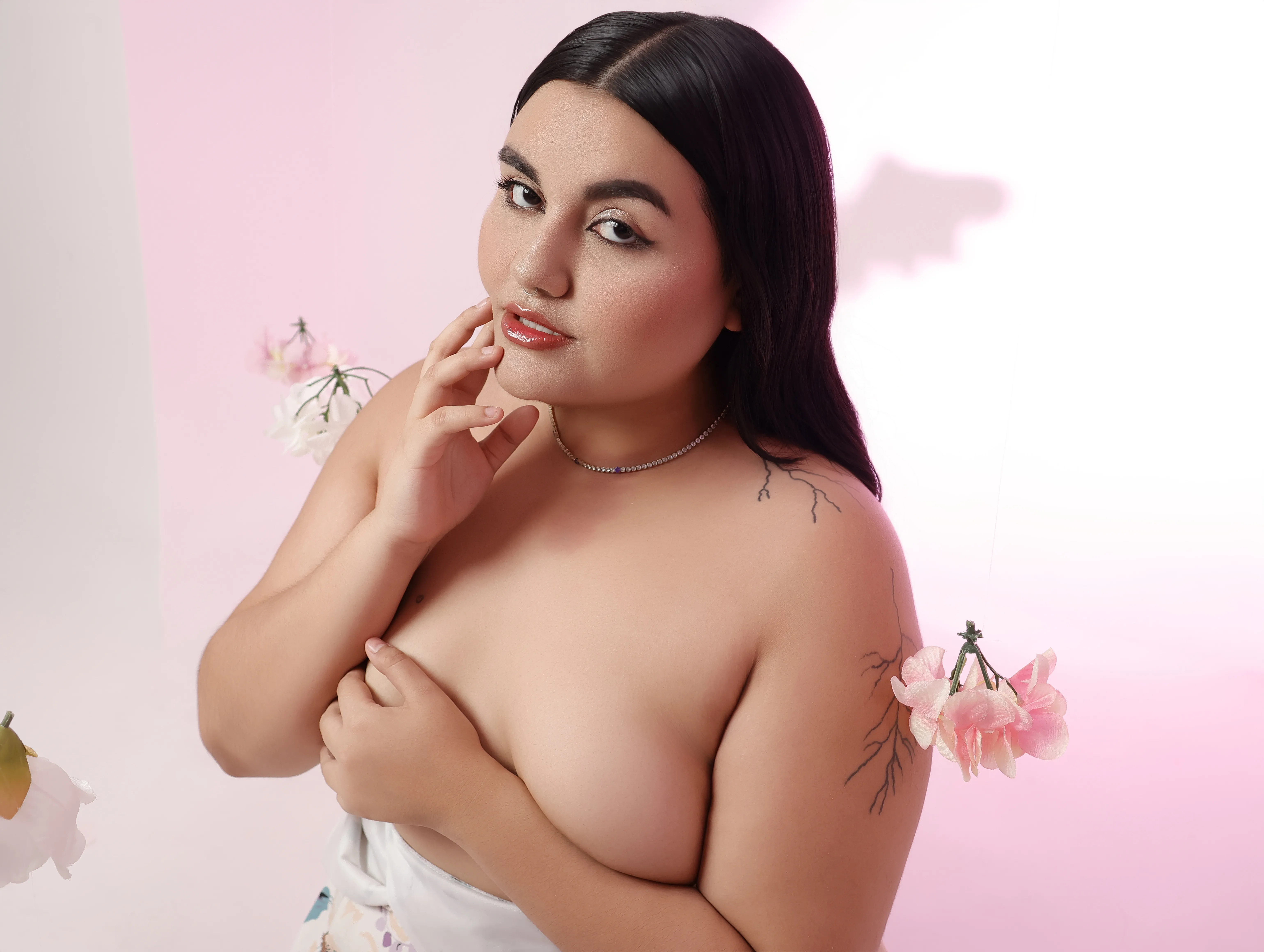 Live sex webcam photo for MarlaBriar #8211329