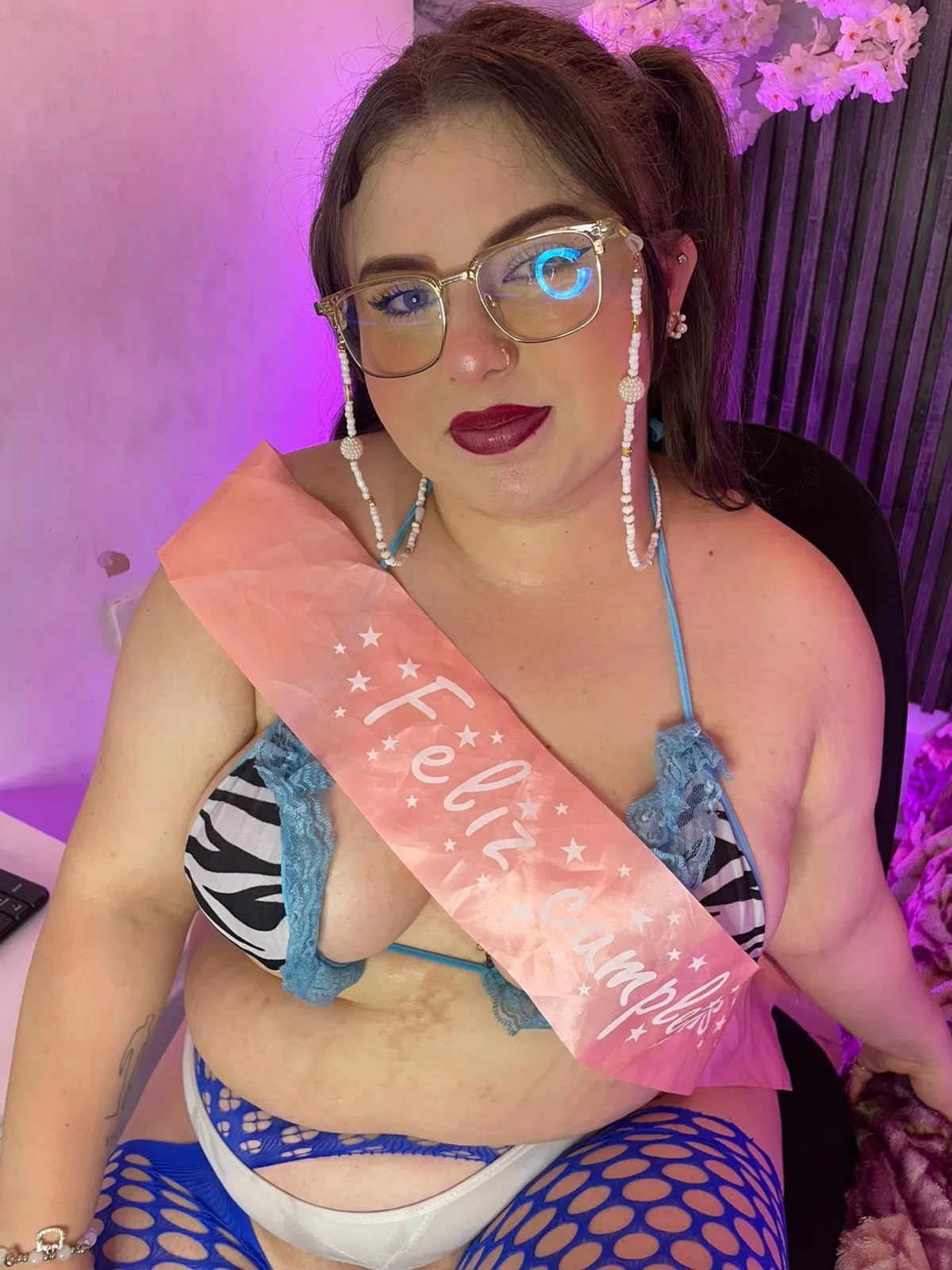 Live sex webcam photo for KittyBmss #8260733