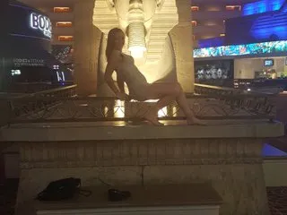 Live sex webcam photo for RayneWilde #8473414