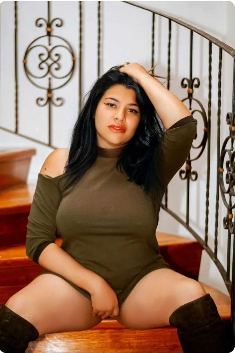 Live sex webcam photo for ALMAWHITEE #8340250