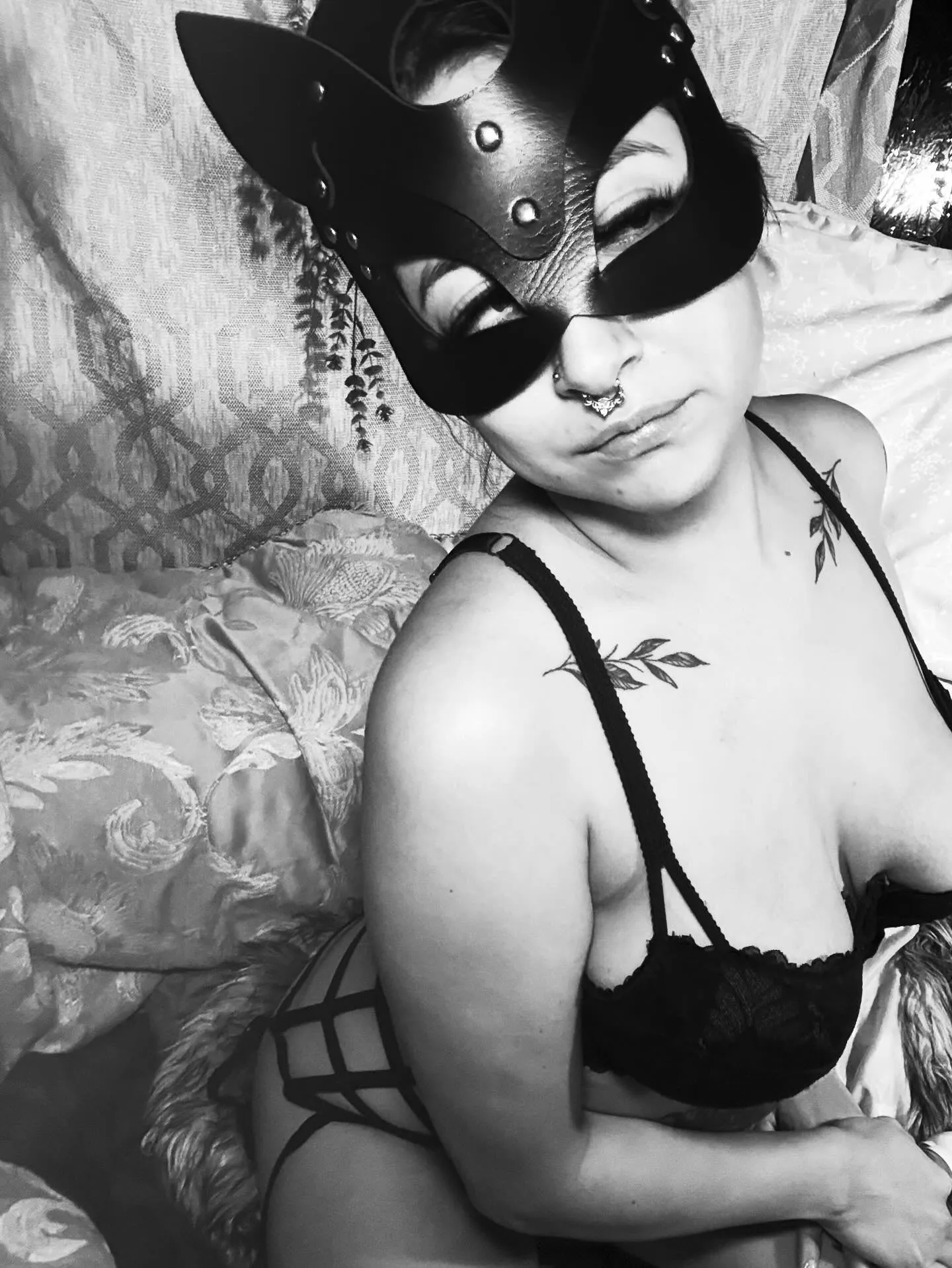 Live sex webcam photo for AstraPlease #8246907