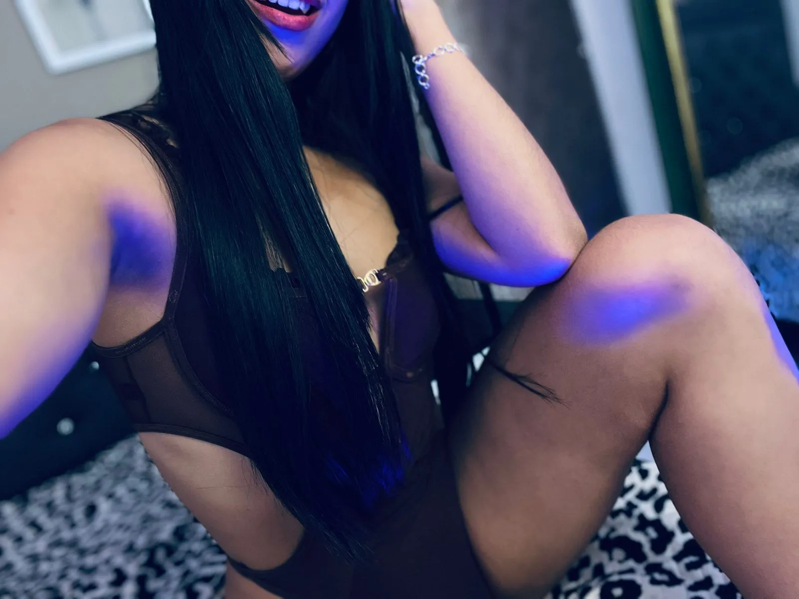 Live sex webcam photo for SherryHarding #8307809