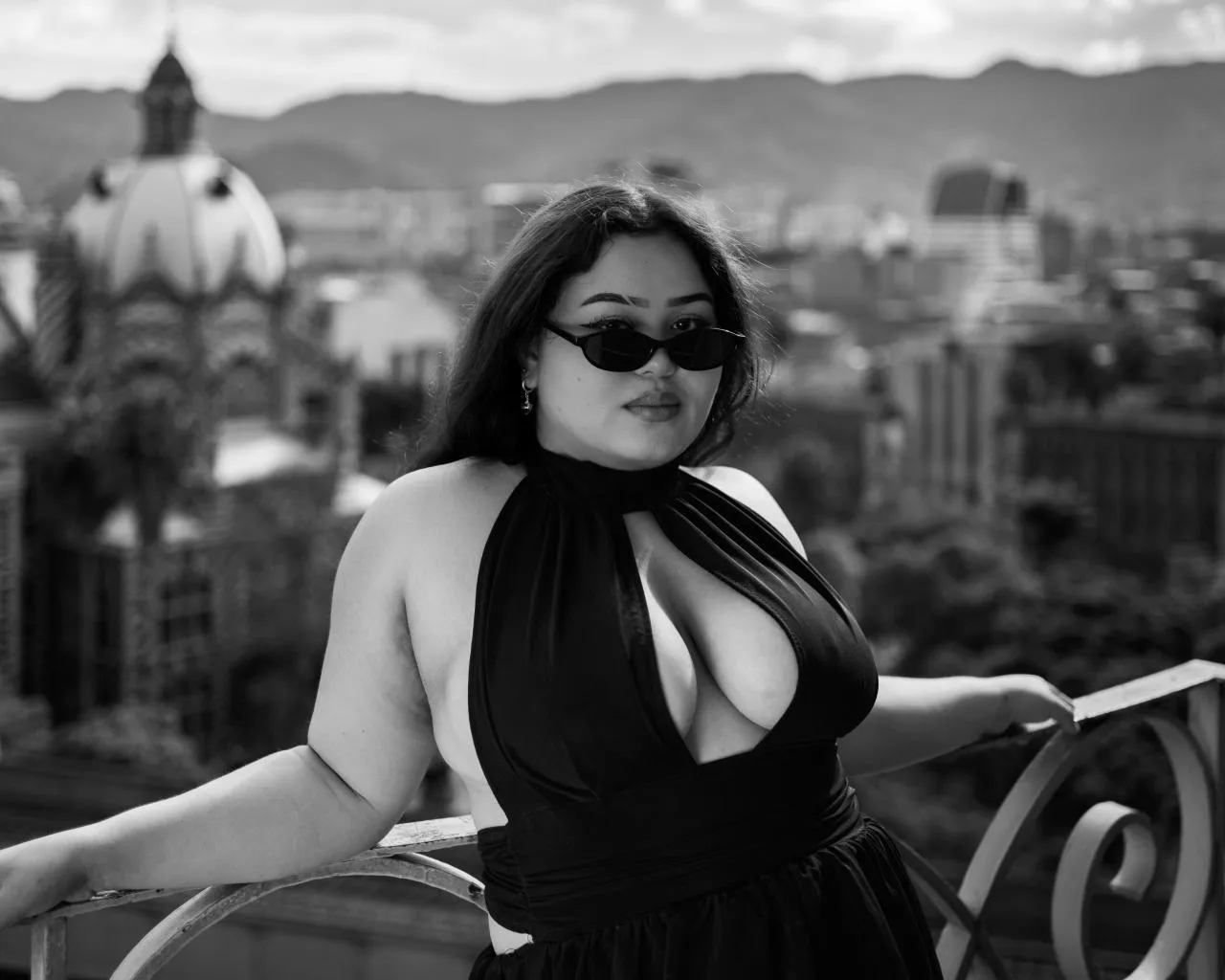 Live sex webcam photo for SofiaBloomm #8523727