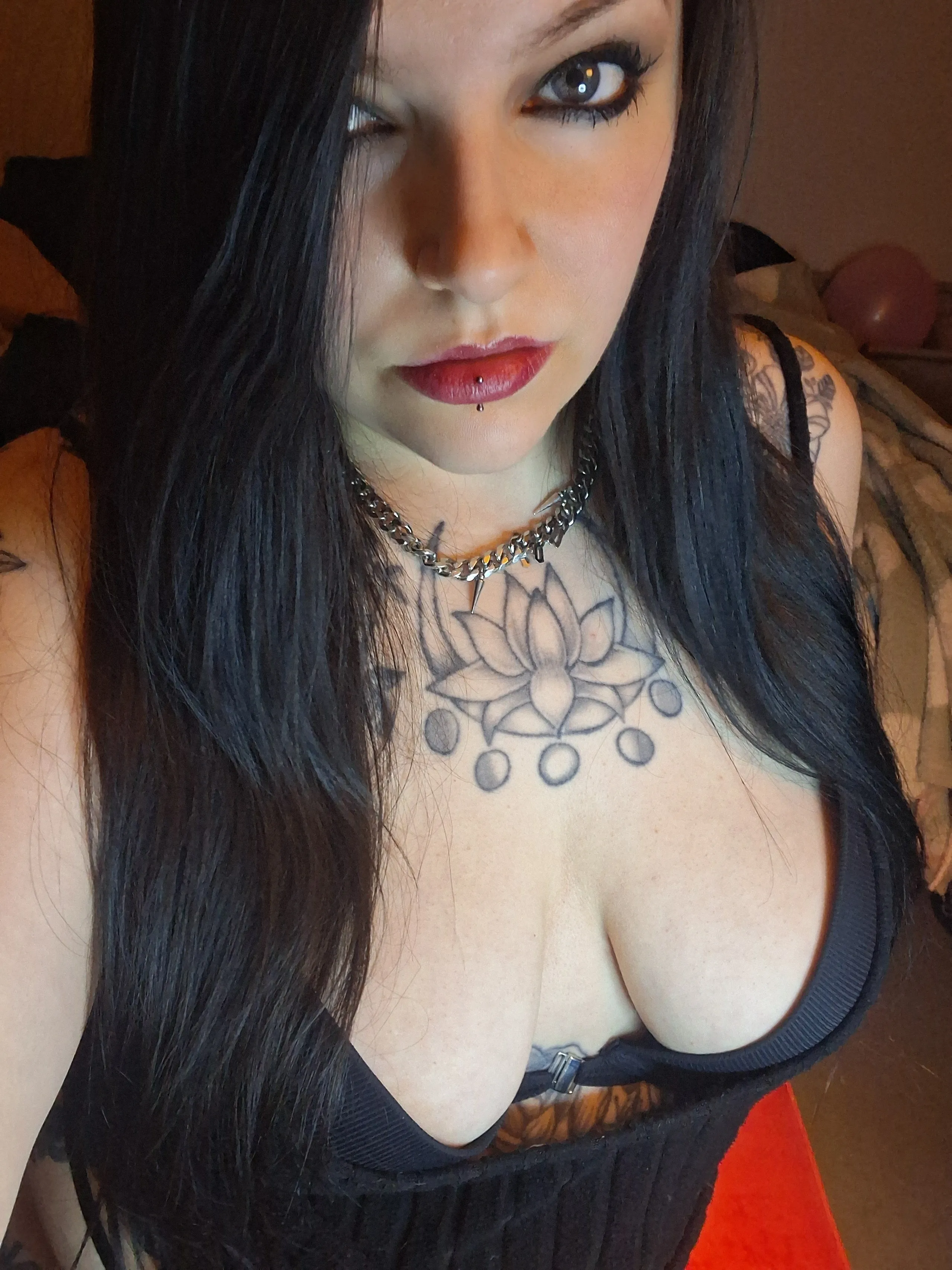 Live sex webcam photo for Gothiccbxby #8514495