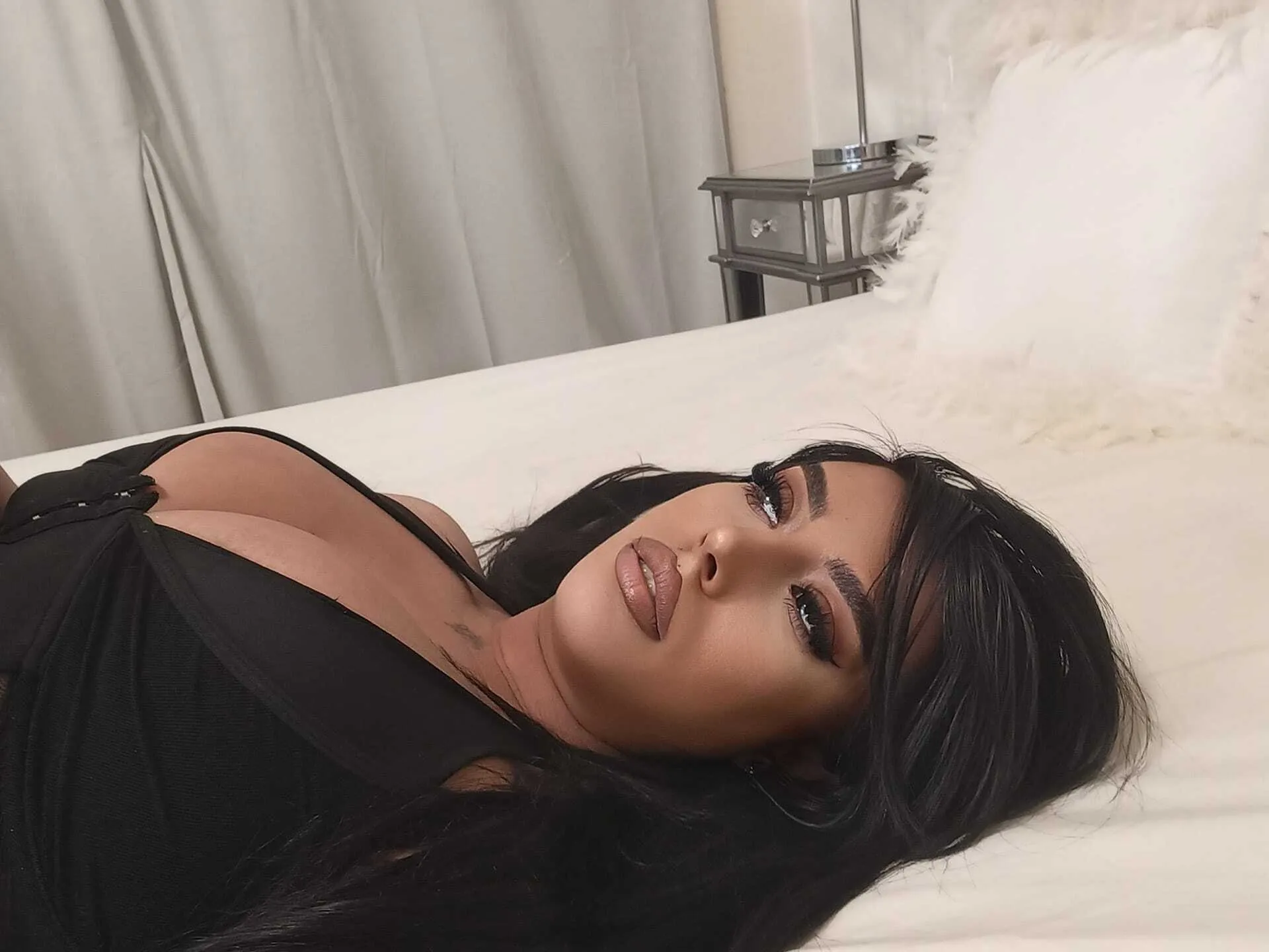 Live sex webcam photo for GiselleRne #8526762