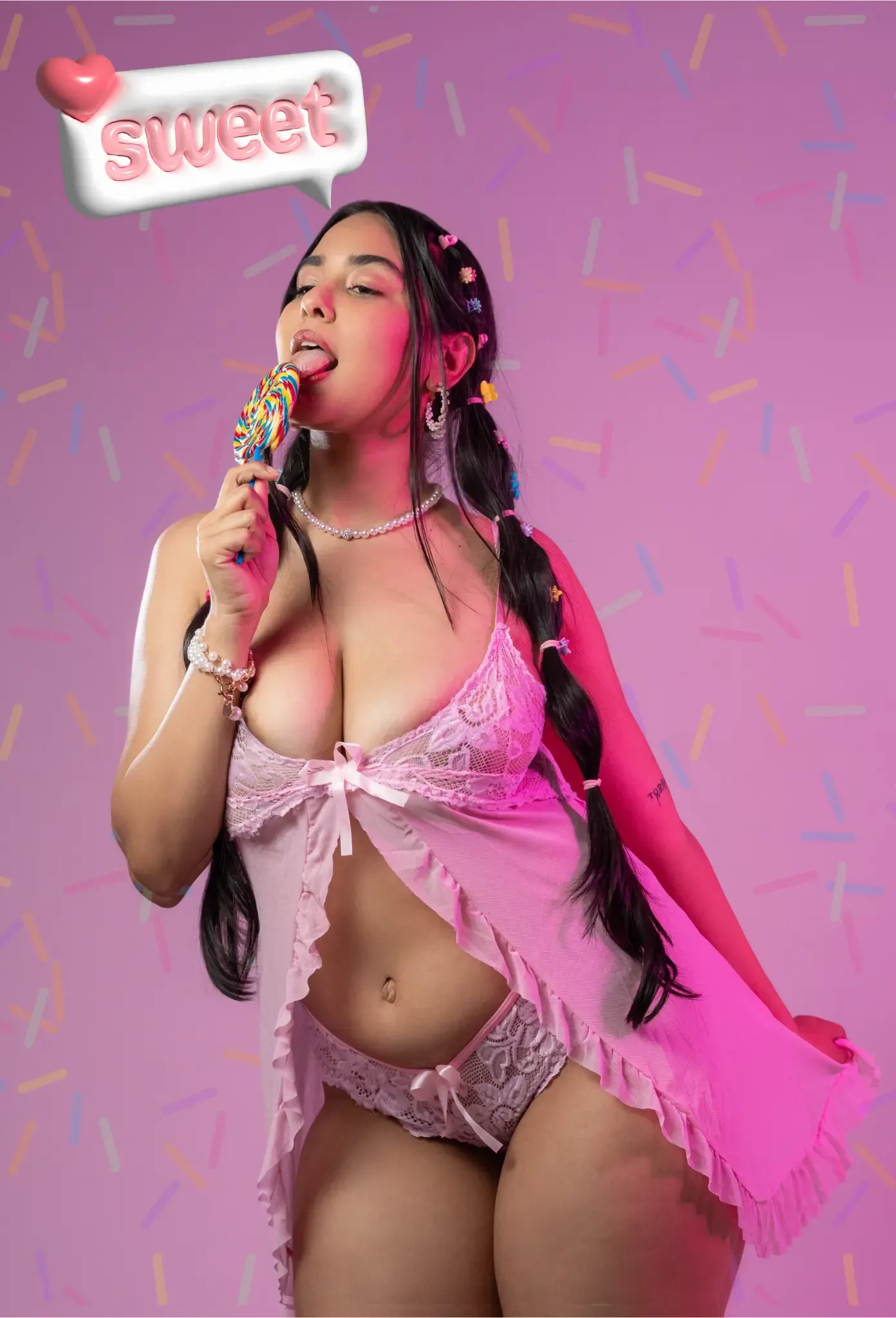 Live sex webcam photo for NathalyBloom #8687302