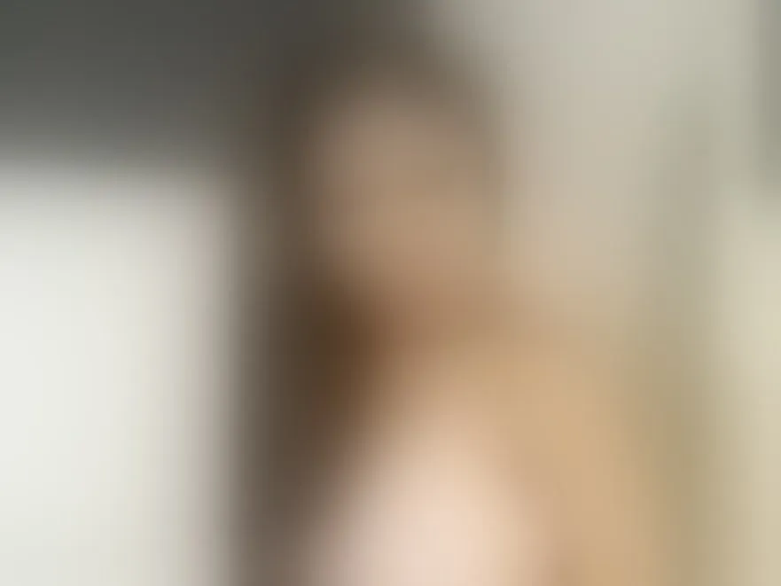 Live sex webcam photo for HillaryBlair #8250202