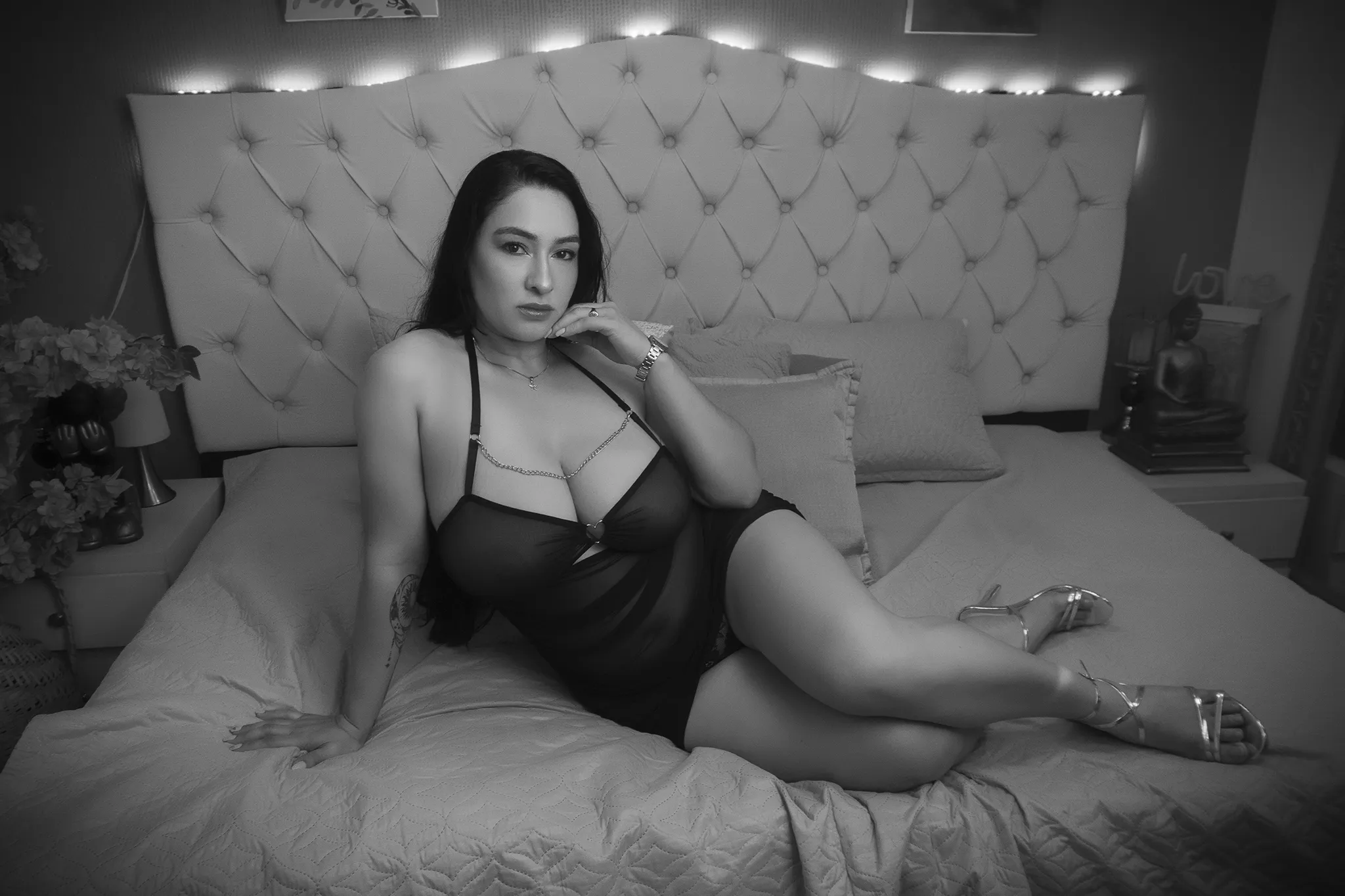 Live sex webcam photo for GenesisVega #8666375