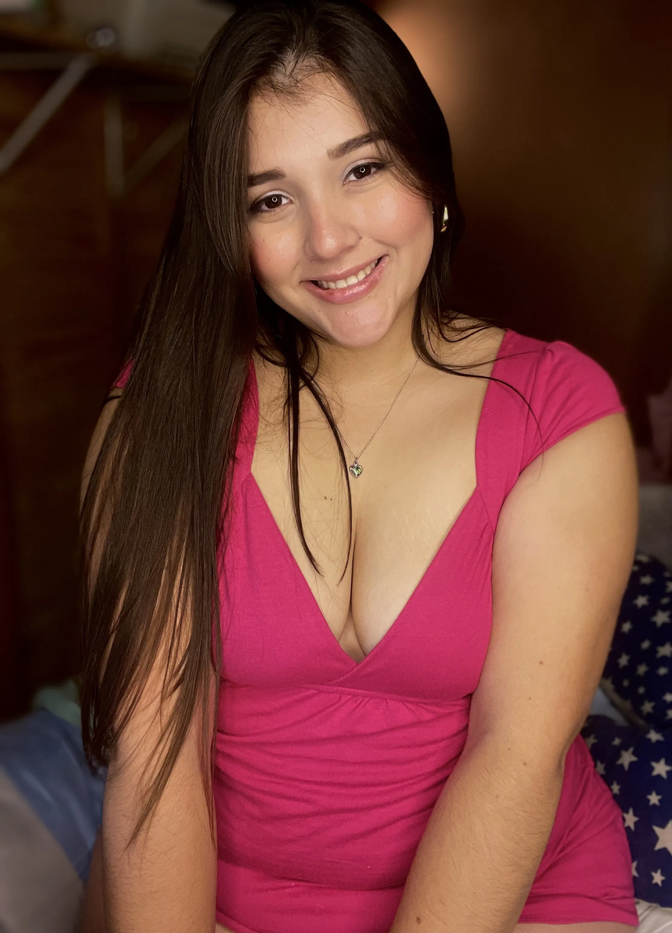 Live sex webcam photo for Angietubebe #8518587