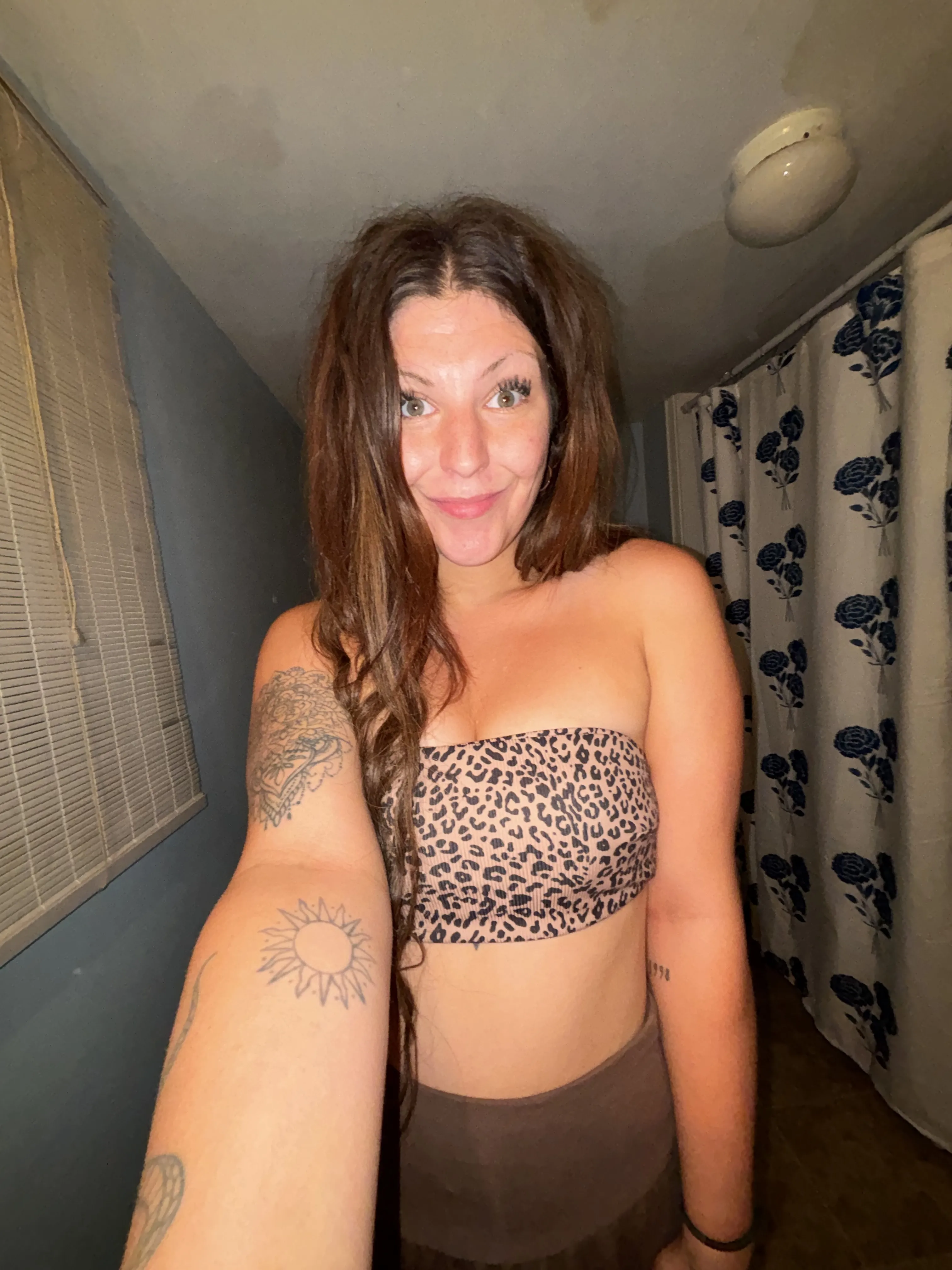 Live sex webcam photo for Ittybittylittytitty #8244108