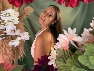 Live sex webcam photo for SaraBiigAss #8648887