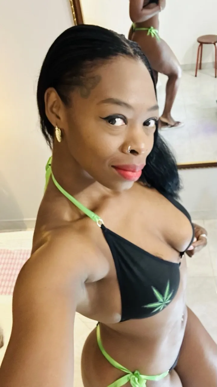 Live sex webcam photo for ScarleetSmiith #8337777
