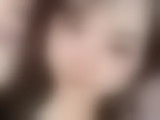 Live sex webcam photo for EmmalyeRose #8441270