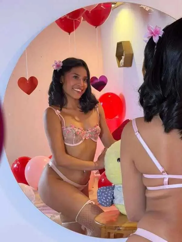 Live sex webcam photo for Poleth_Bons #8307452