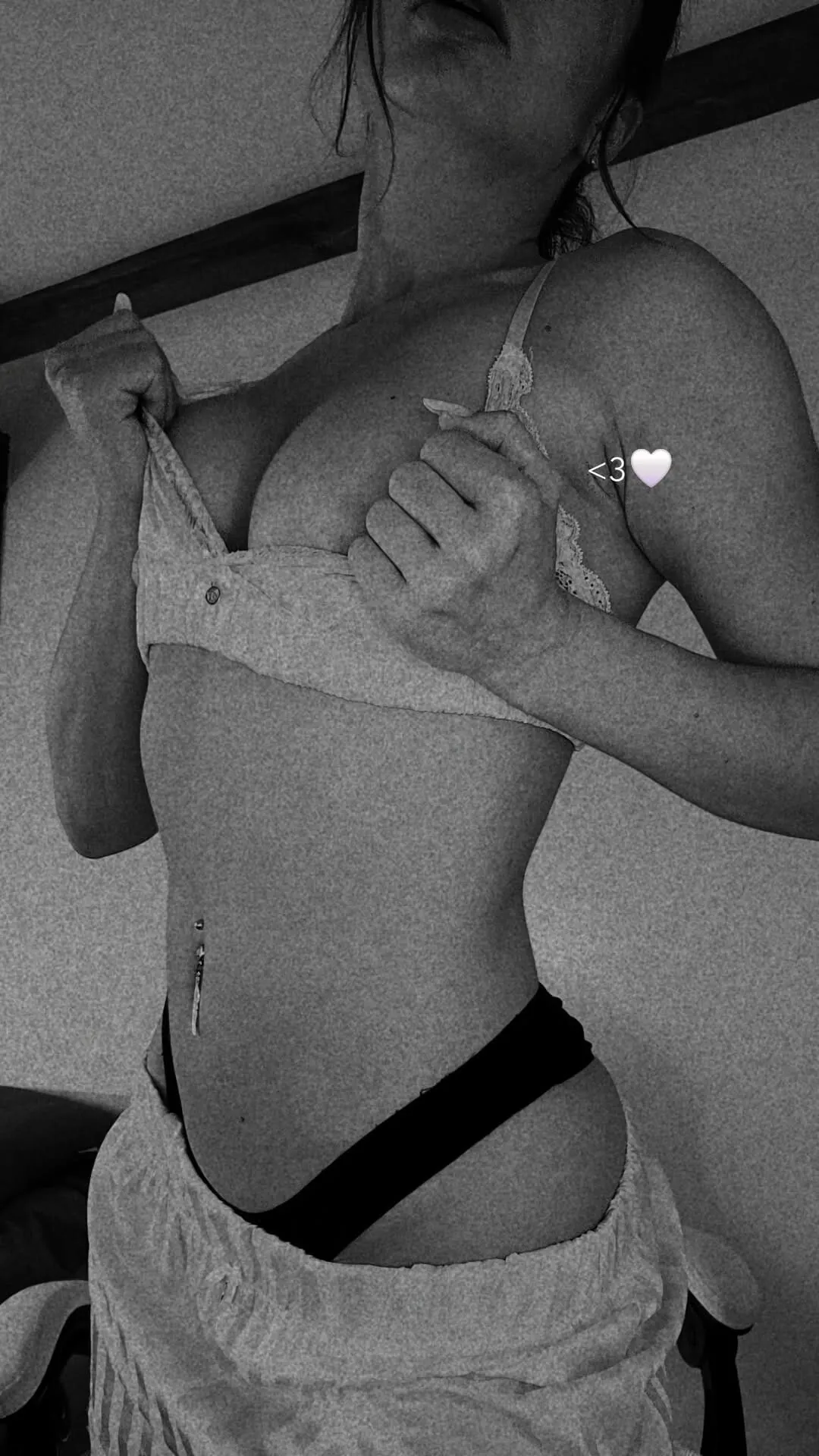 Live sex webcam photo for TIFFAANY #8281234
