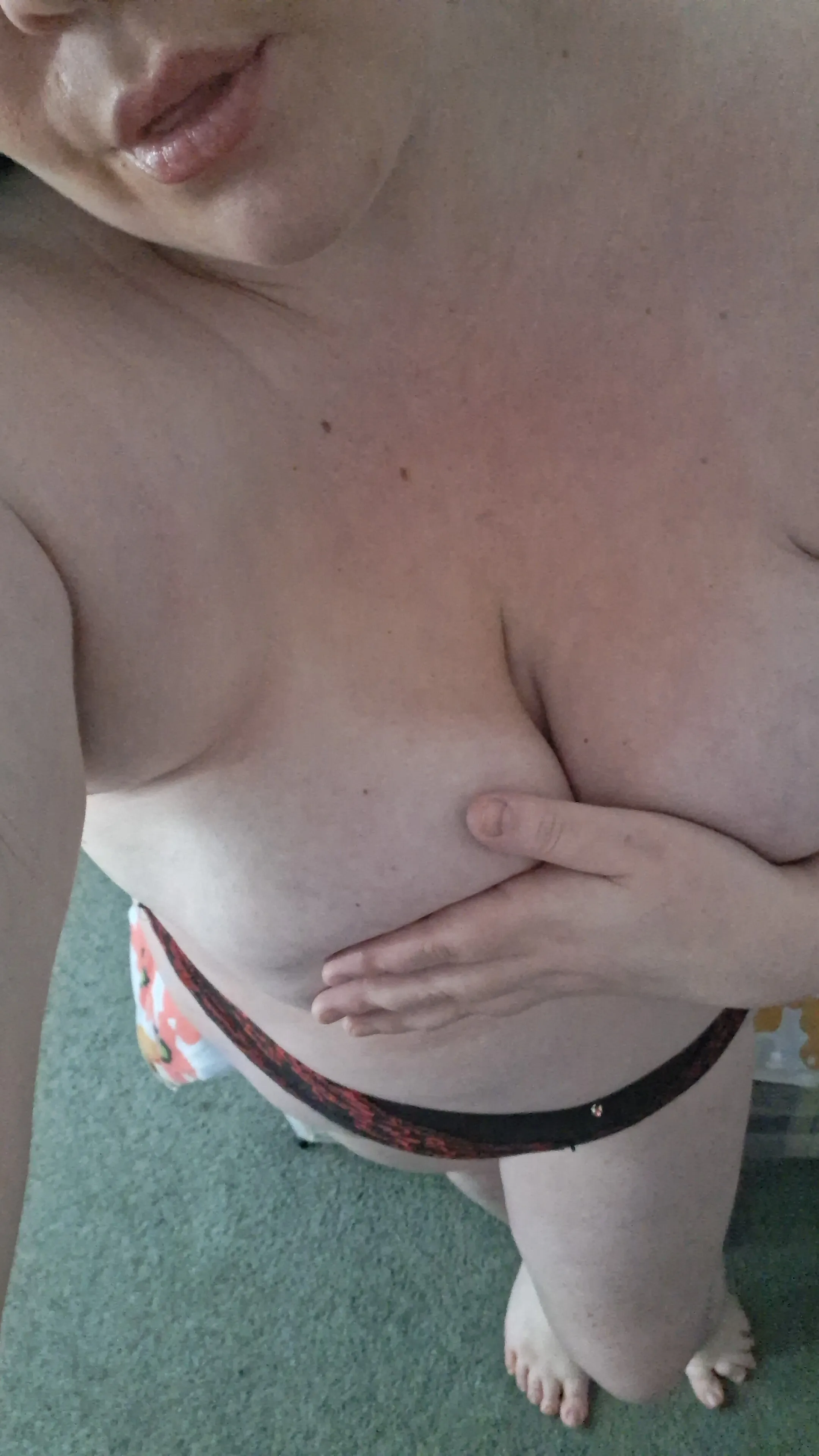 Live sex webcam photo for NaughtyNinaXX #8282690