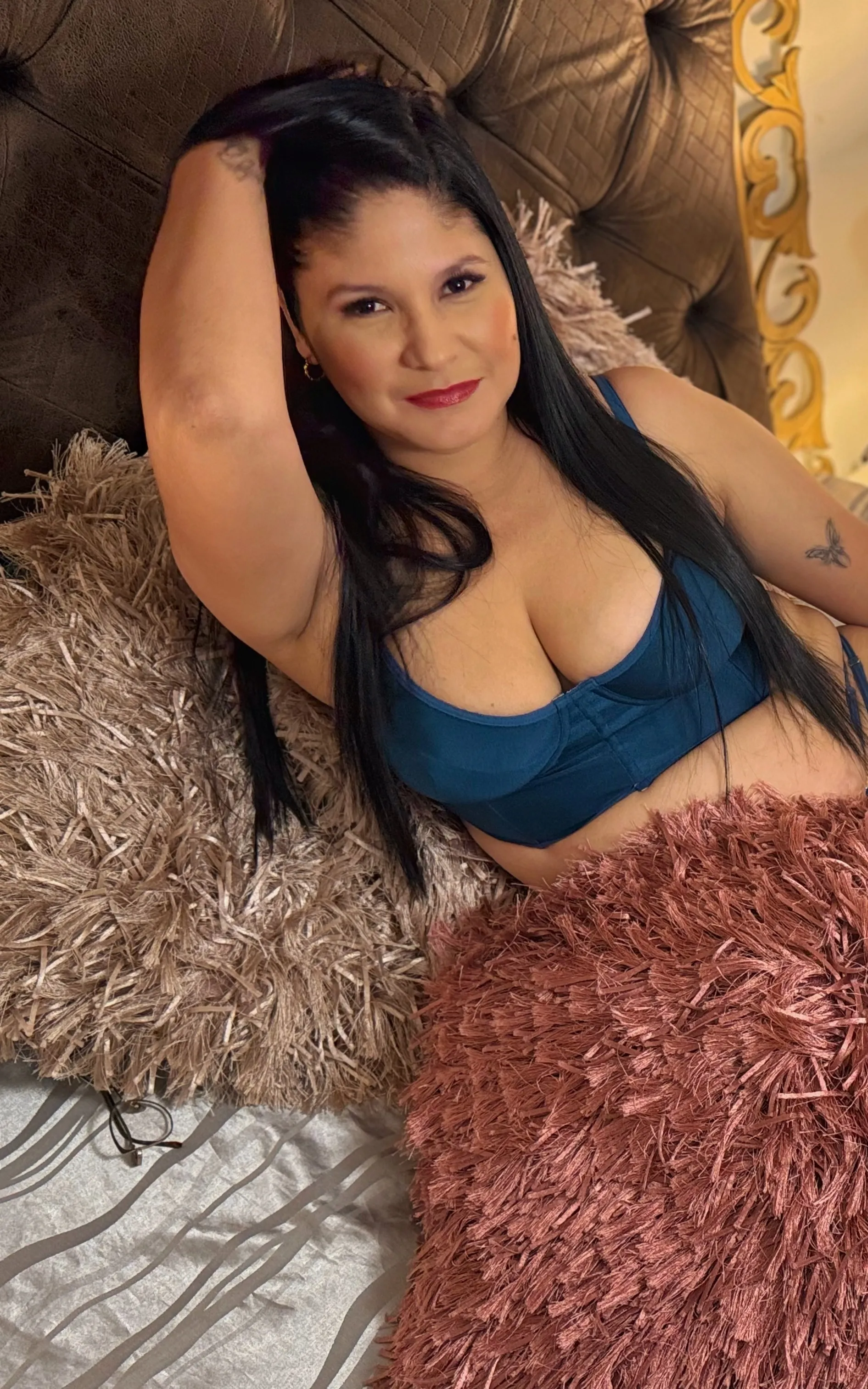 Live sex webcam photo for AlinaMilf #8440046
