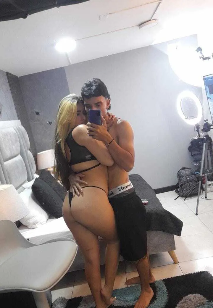 Live sex webcam photo for TiffanyAndEthan #8305119