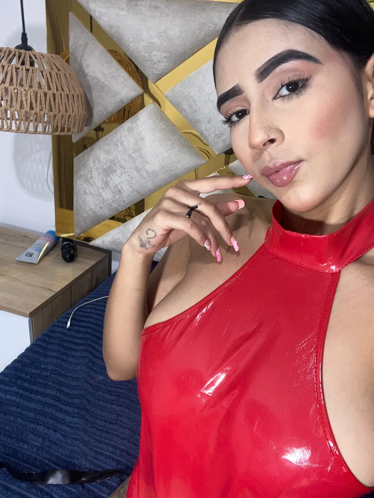 Live sex webcam photo for Baby_Scarleth #8464350