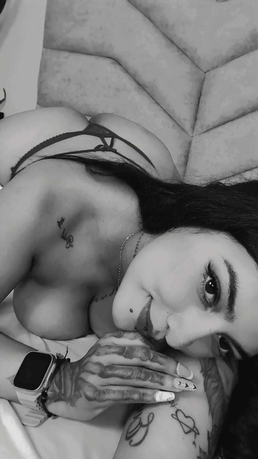 Live sex webcam photo for kimberlyfox_t #8387693