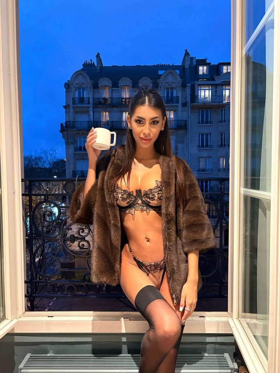 Live sex webcam photo for MarisaMuse #8728066