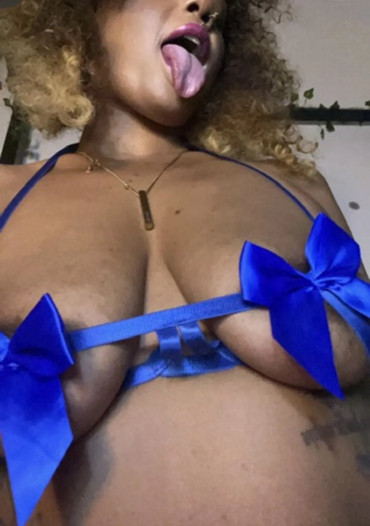 Live sex webcam photo for Velvet_Dissapointment #8566055