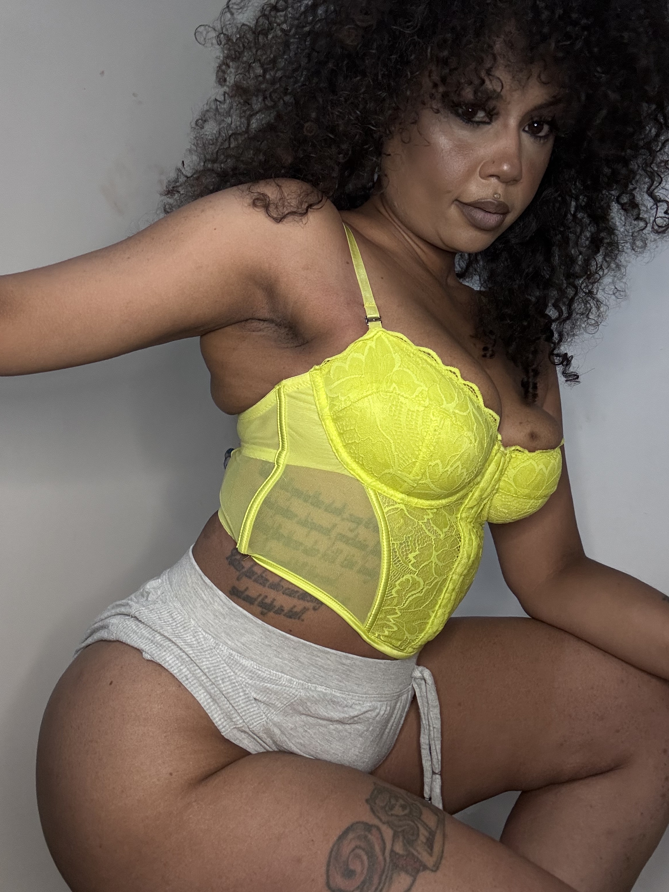 Live sex webcam photo for Velvet_Dissapointment #8566037