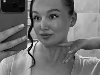 Live sex webcam photo for LisaFancyXo #8501326