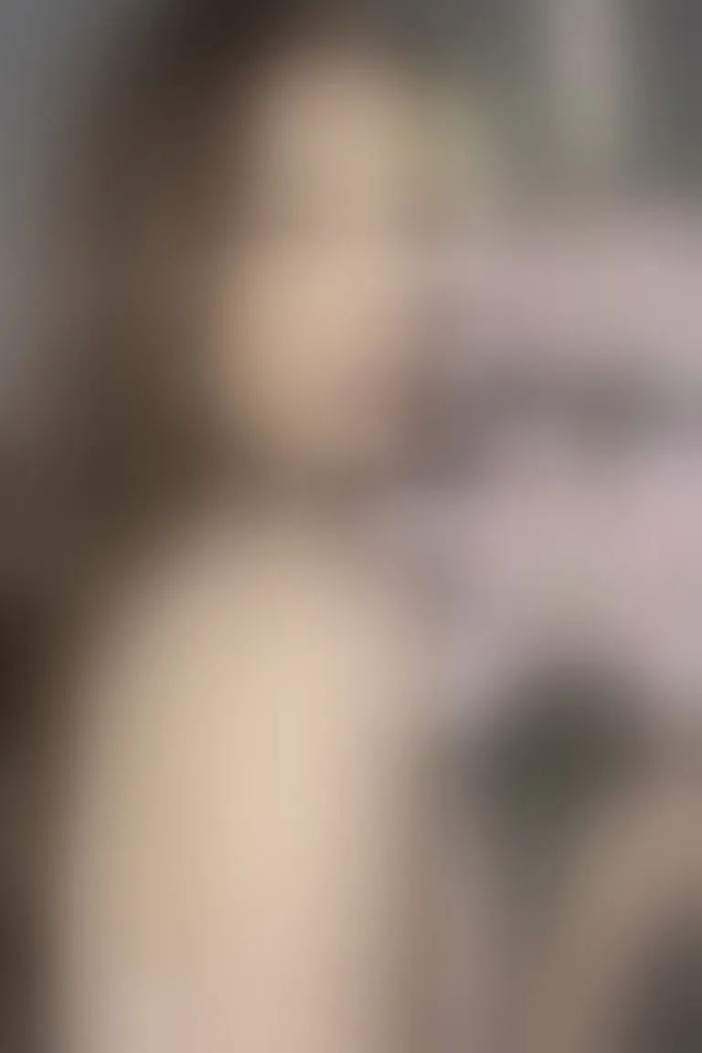 Live sex webcam photo for KylieV #8372200