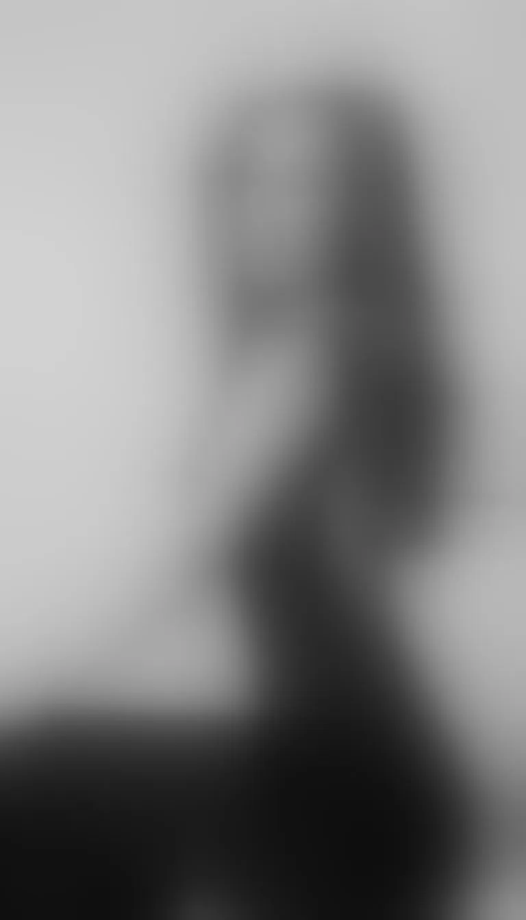 Live sex webcam photo for KylieV #8372181