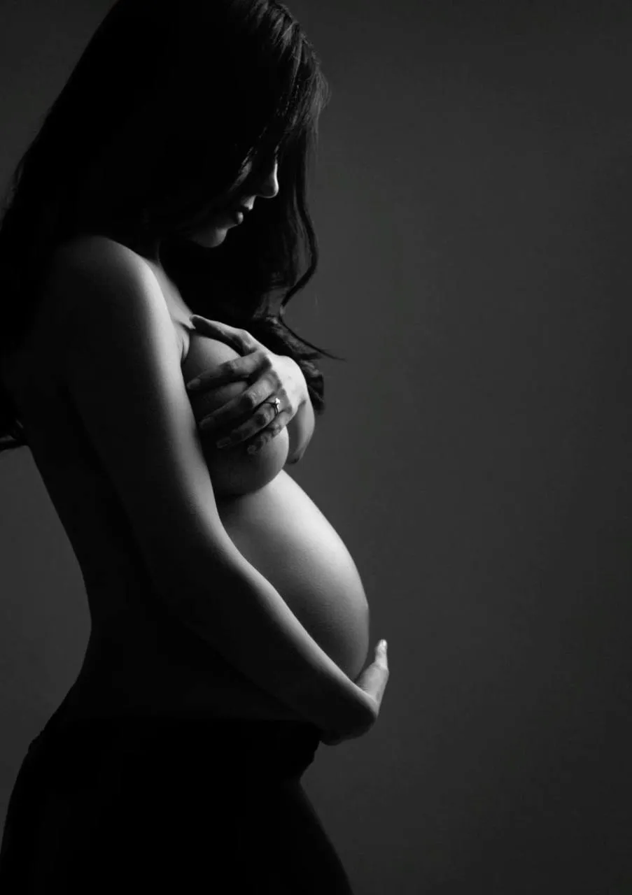 Live sex webcam photo for RoxyLuxxe #8658245