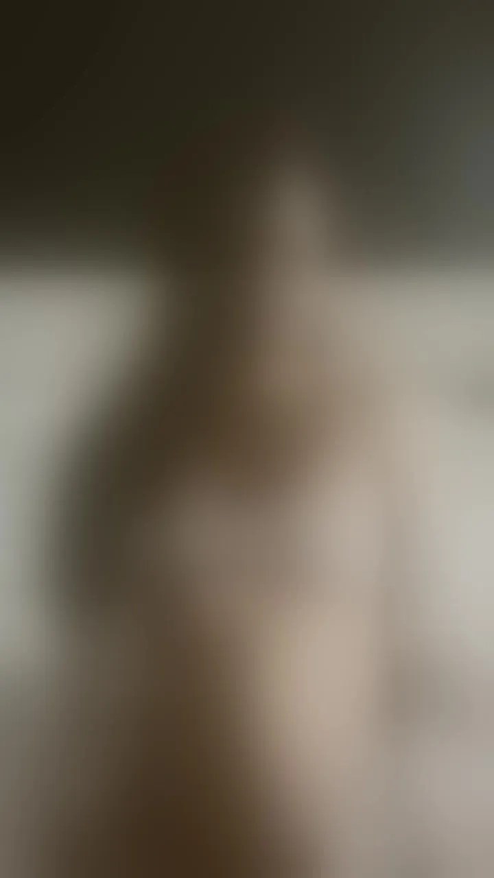 Live sex webcam photo for RoxyLuxxe #8686041