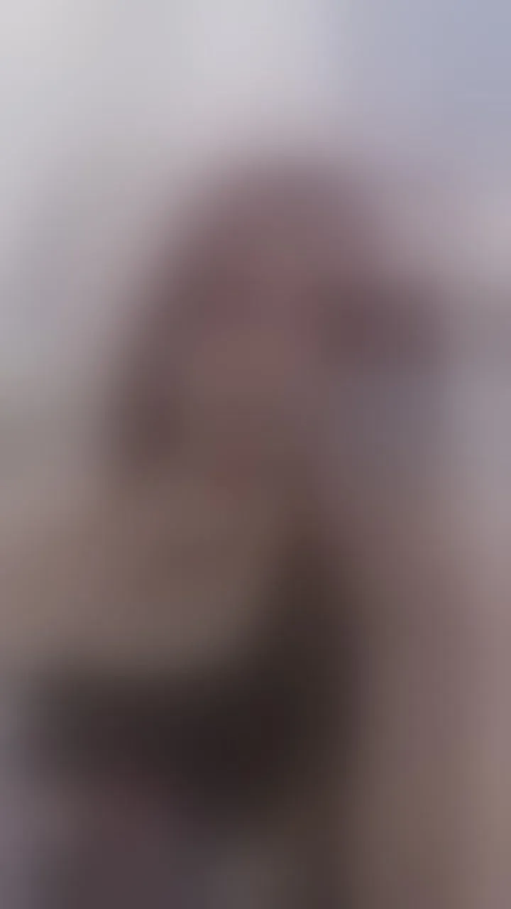 Live sex webcam photo for PinkyyPieee #8383057